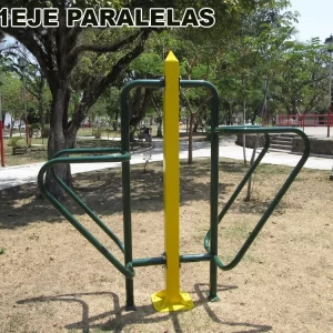 equipo de gimnasio al aire libre